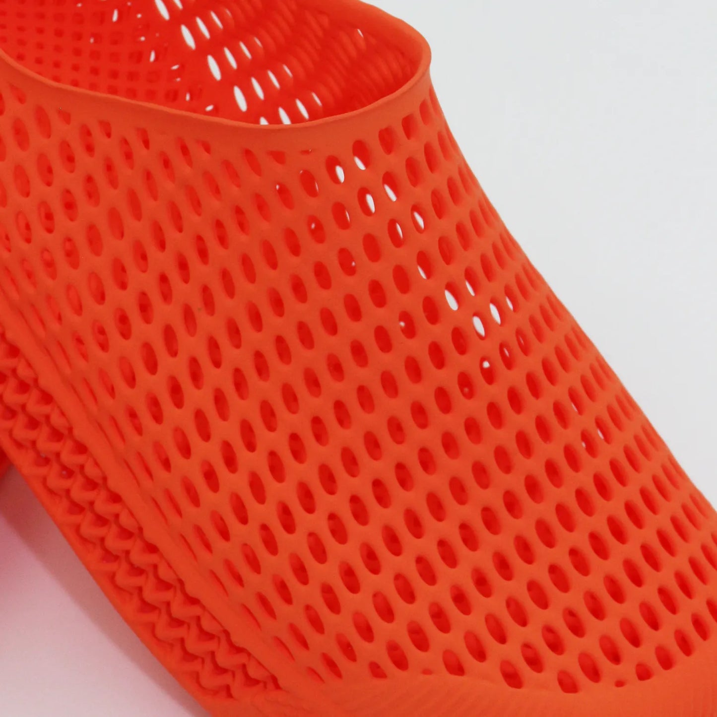 3D Printed Lifestyle Shoes for Kids in mandarin